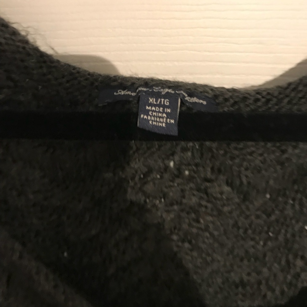 sweater - Picture 2 of 2